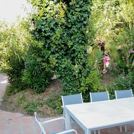 Jardin Secret Centre-ville D'antibes *