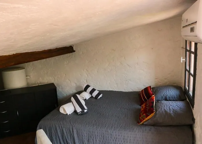 Jardin Secret Centre-ville D'antibes Antibes